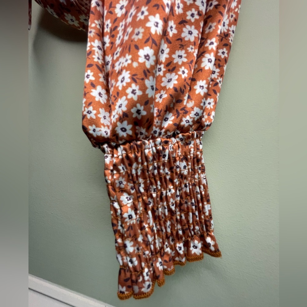 ALTAR’d STATE Silky Crop Long Sleeve - Picture 6 of 10
